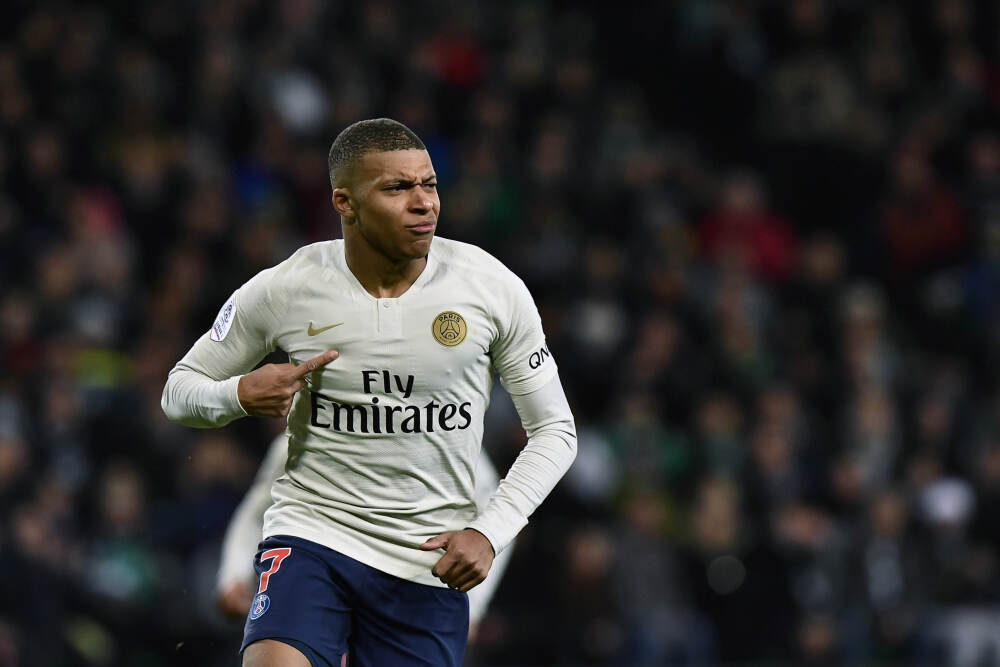 大通多款新能源车亮相泰国车展 东南亚出海再添新动能